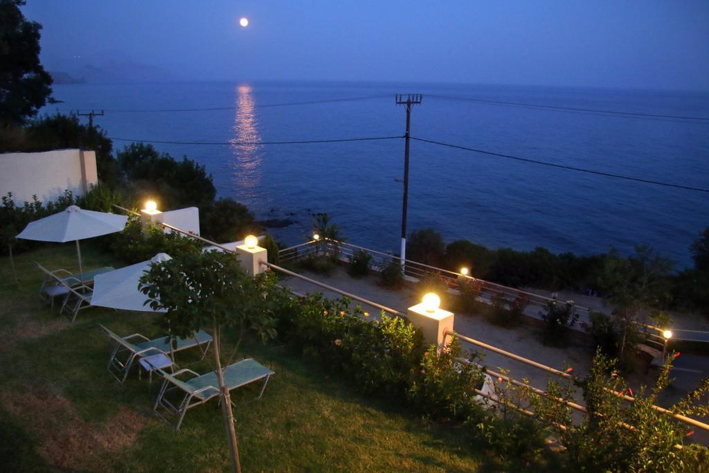 Santa Marina Apartments Rodákino Kültér fotó