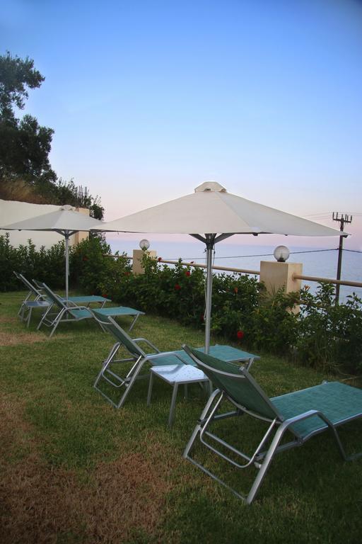 Santa Marina Apartments Rodákino Kültér fotó