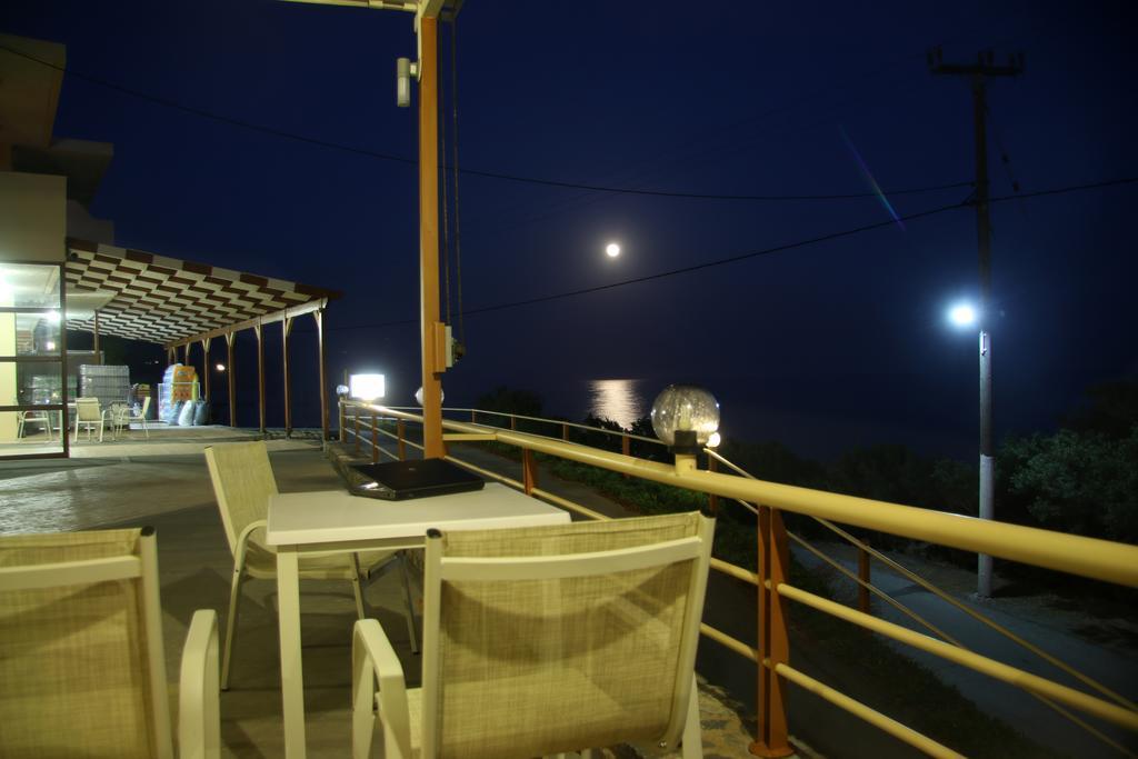 Santa Marina Apartments Rodákino Kültér fotó