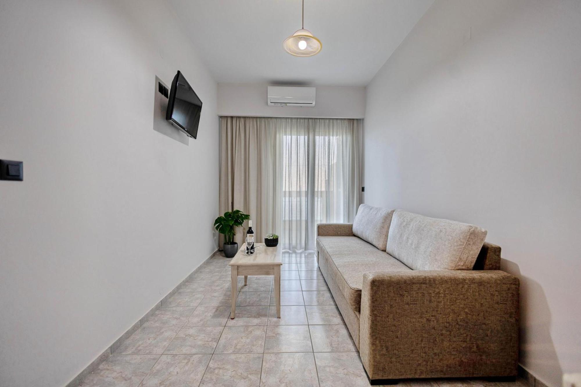 Santa Marina Apartments Rodákino Kültér fotó
