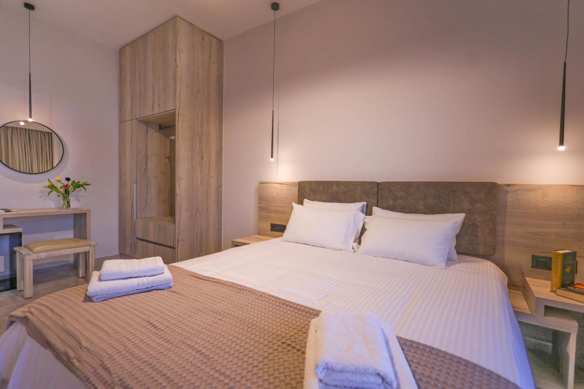 Santa Marina Apartments Rodákino Kültér fotó